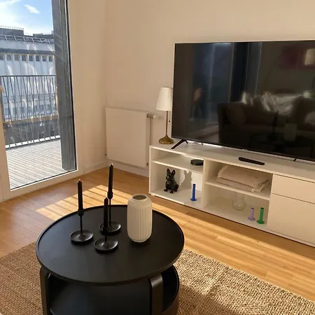 4 Pieces Spacieux Grande Terrasse *